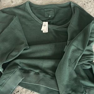 NWT Aerie Oversized Scoop Neck Sweatshirt M
